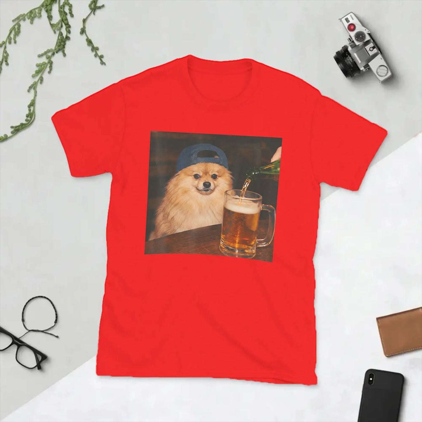 Pomeranian Drinking Beer T-Shirt